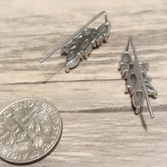 Moonstone Sterling Silver Ear Crawler Climber - Picture 3 of 4